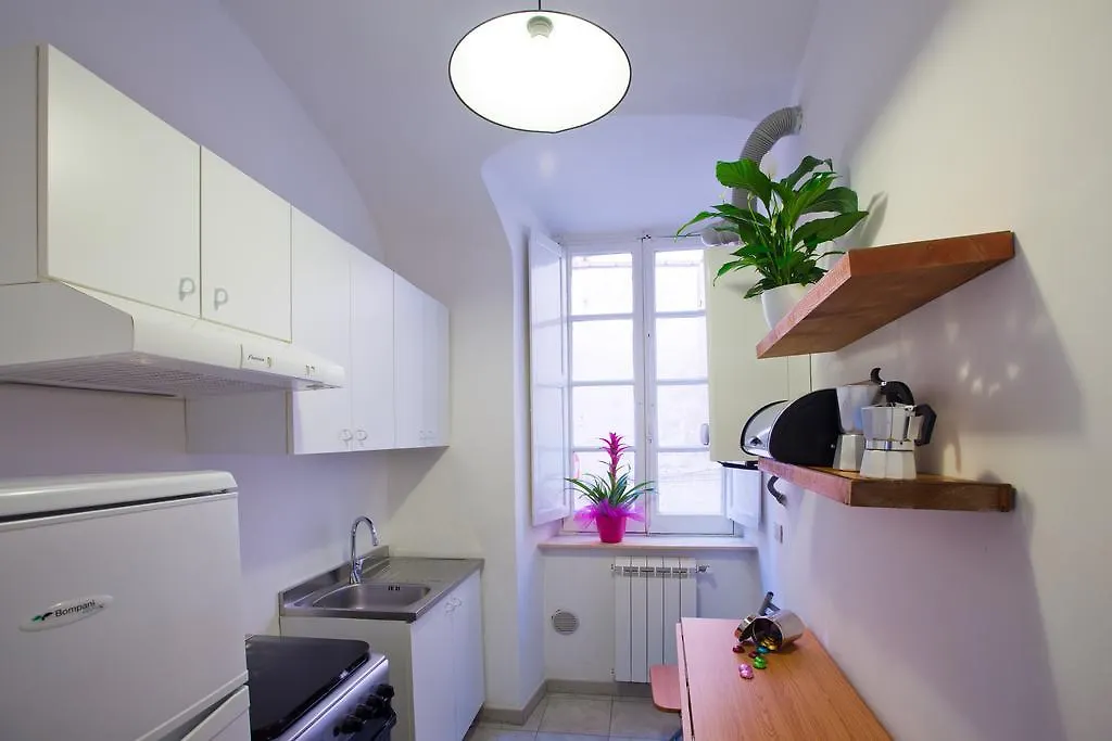 Casa Del Borgo Apartment Finale Ligure Italy