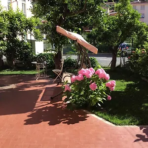 Guest house Casa Luigia Mtb In Finalborgo Bike Tour Ebike Trekking, Finale Ligure