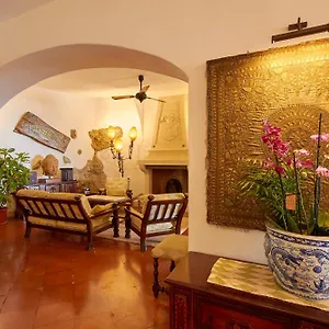 Hotel Punta Est, Finale Ligure